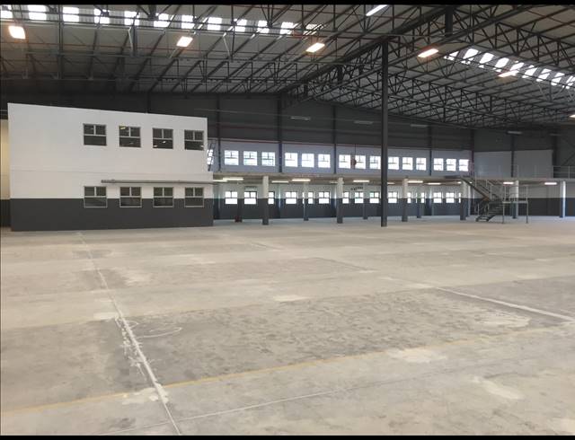 12,880M² FACTORY TO LET IN PAROW CENTRAL